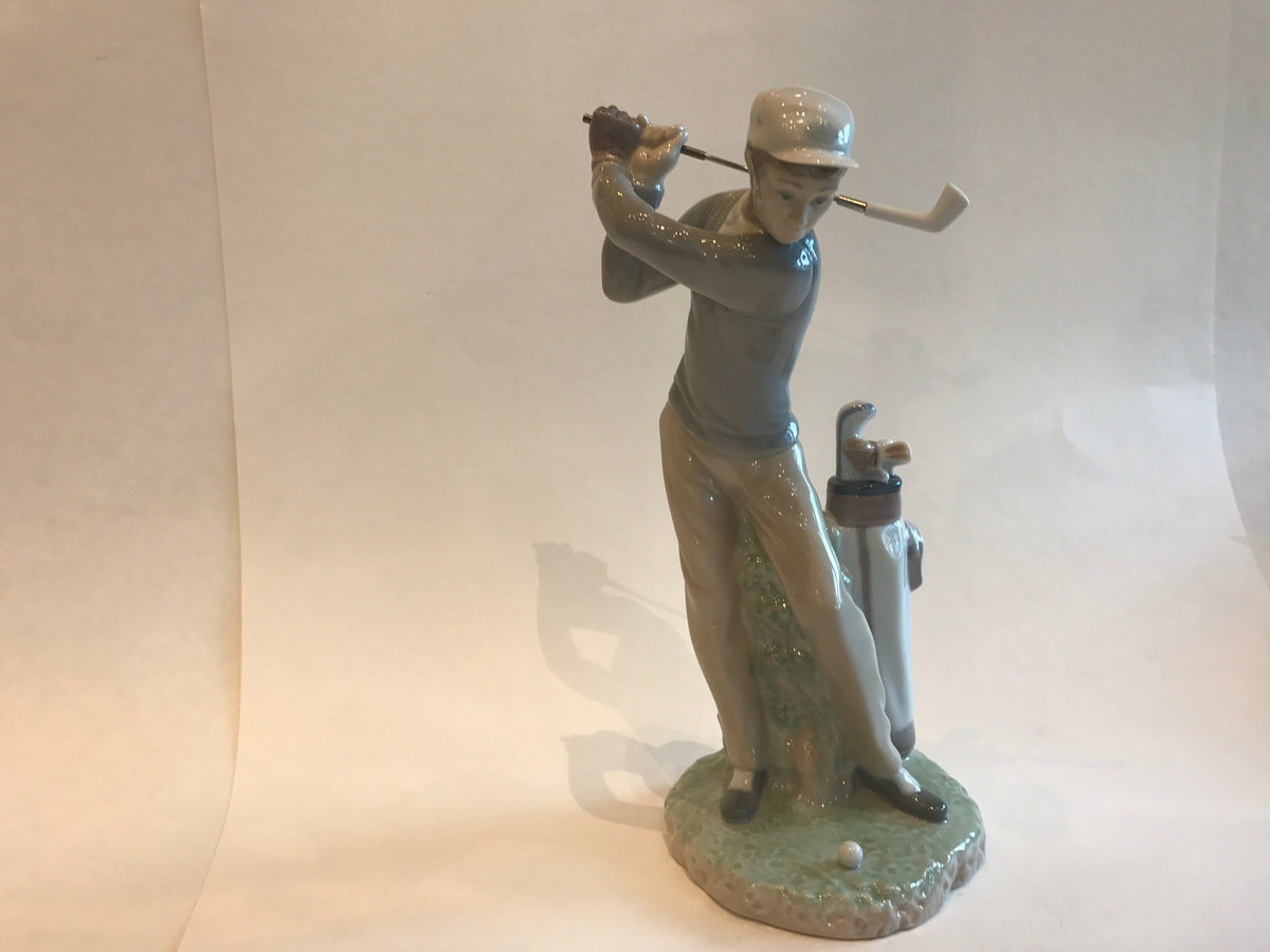 Lladro Music Box & Clock Shoppe